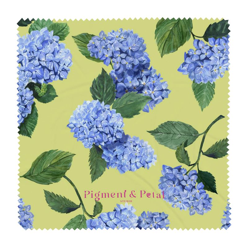Hydrangea Glasses Case