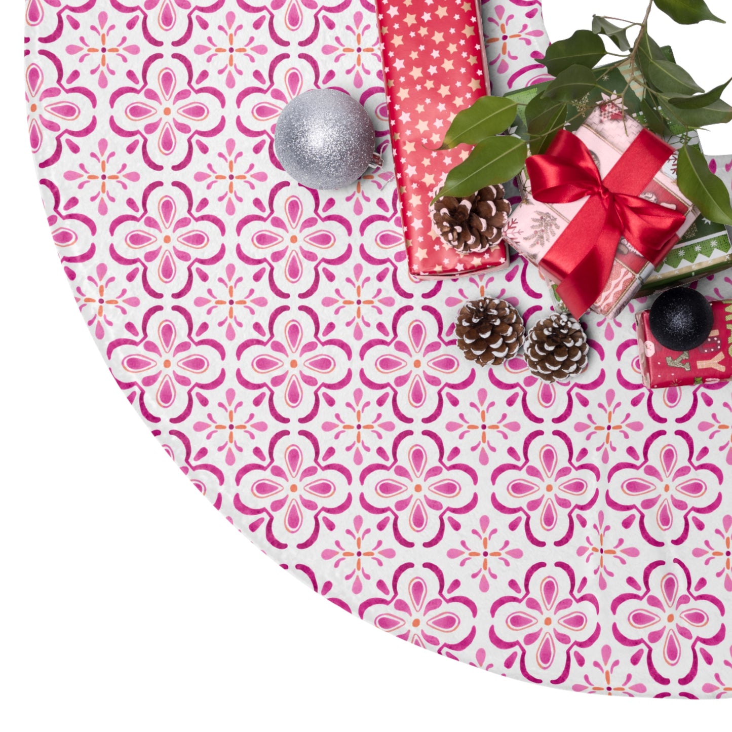 Frostbite Holiday Tree Skirt